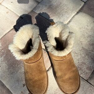 UGG Chestnut Sheepskin Kids Boots